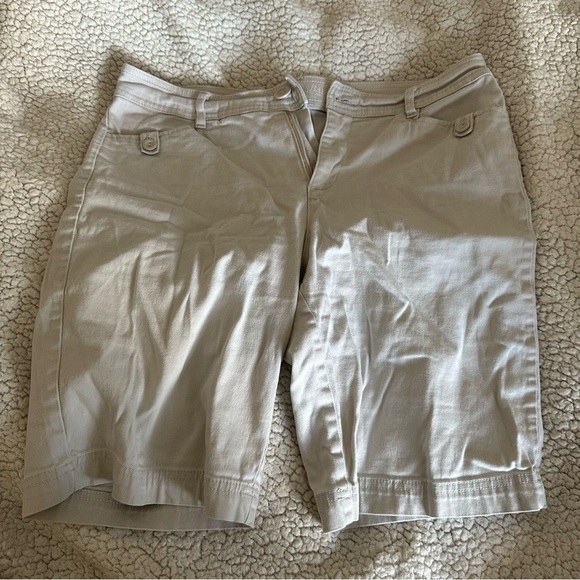 Tan Shorts - Picture 1 of 6